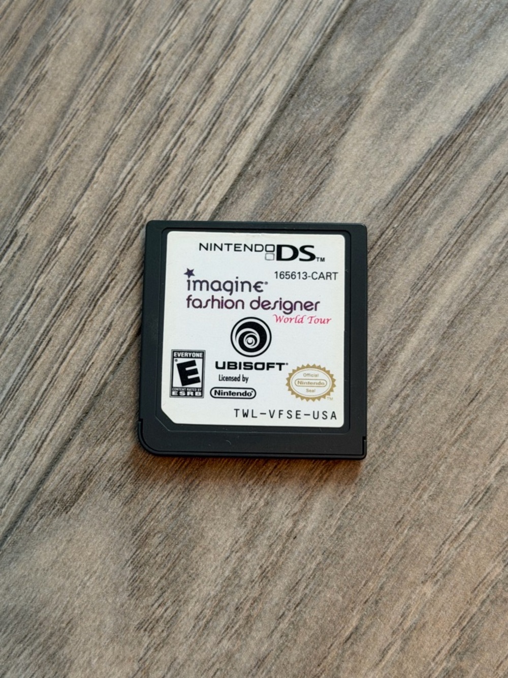 Imagine Fashion Designer World Tour Nintendo DS Authentic Tested Cartridge